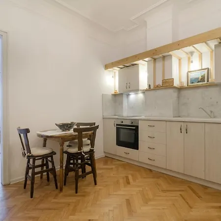 Boho Chic Free Parking Varna