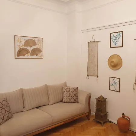 Boho Chic Free Parking Apartment *